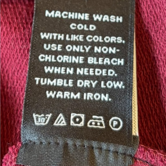 NWT Erika Women's Burgundy Button-Accent Blouse - Picture 6 of 9